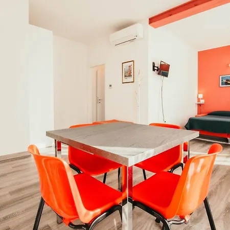 Al 13 Rosso - Lakeside Leisure & Business * Stresa