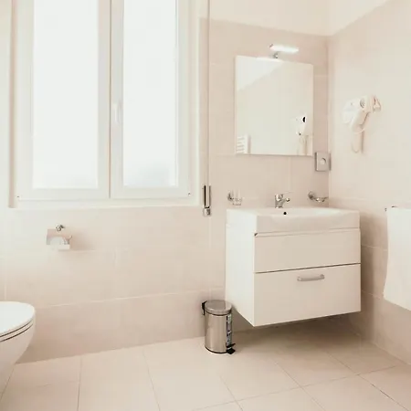 Апартаменты Al 13 Rosso - Lakeside Leisure & Business *