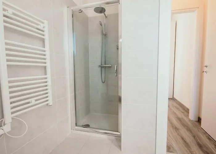 Al 13 Rosso - Lakeside Leisure & Business Appartamento